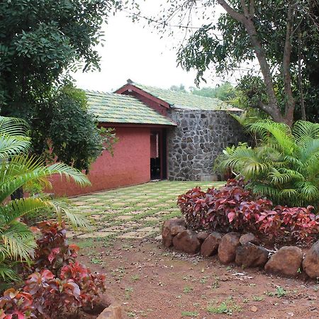 Cherilyn Monta Resort - Ratnagiri Vatul 외부 사진