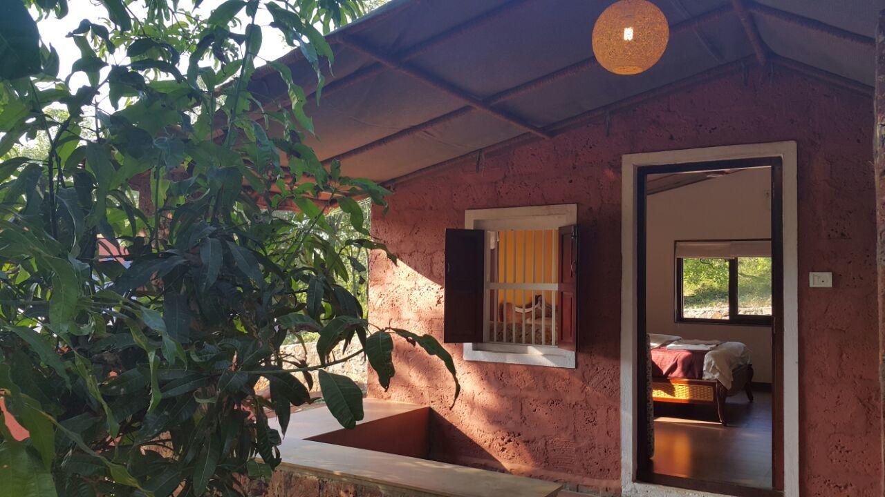 Cherilyn Monta Resort - Ratnagiri Vatul 외부 사진
