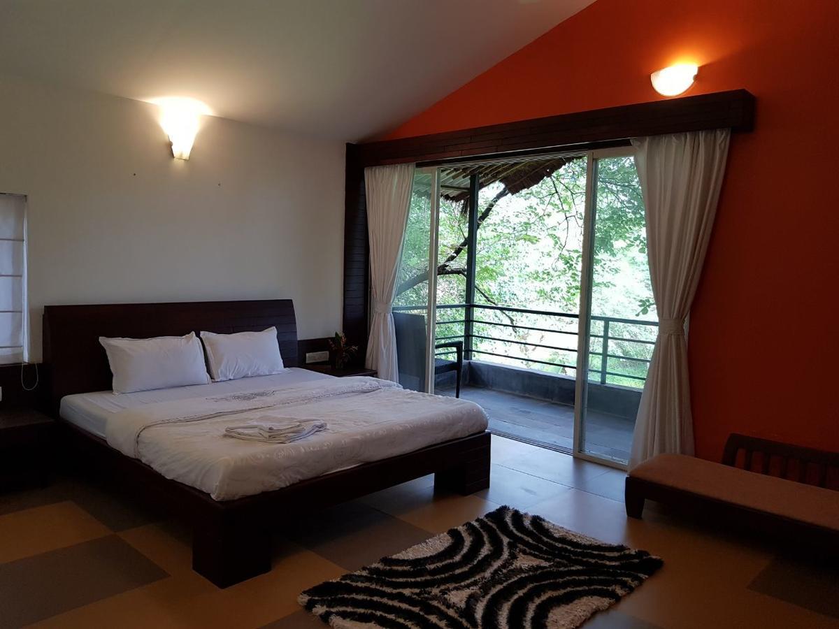 Cherilyn Monta Resort - Ratnagiri Vatul 외부 사진